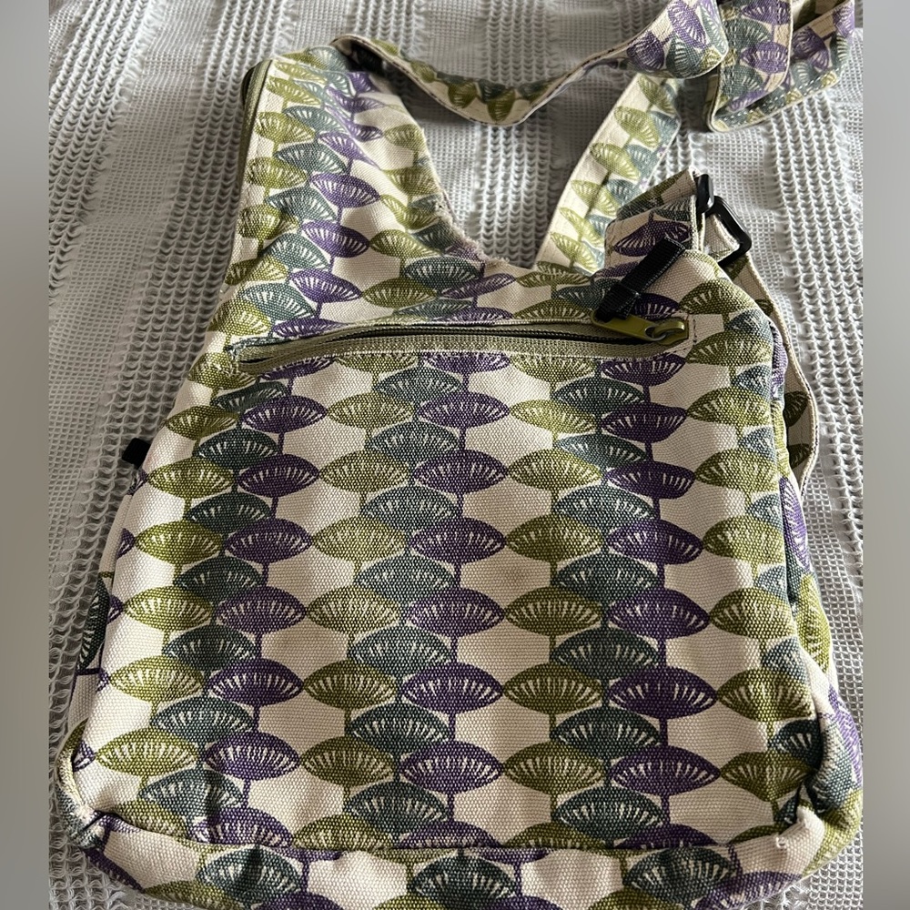 KAVU Messenger Style Bag